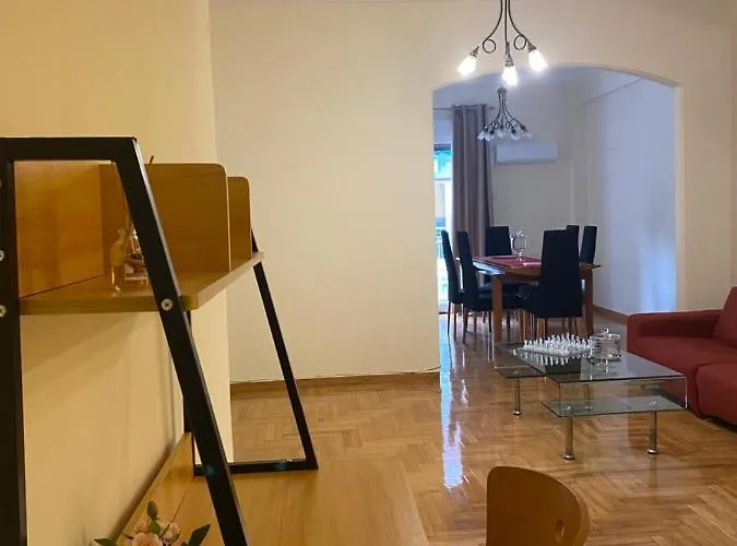 Elegant Apartment